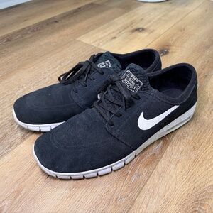 Nike SB Janoski Max Black Suede Men’s Size 13 • Air Max Skate Sneaker